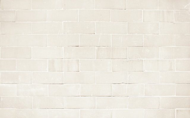 Comment installer les carreaux muraux en travertin