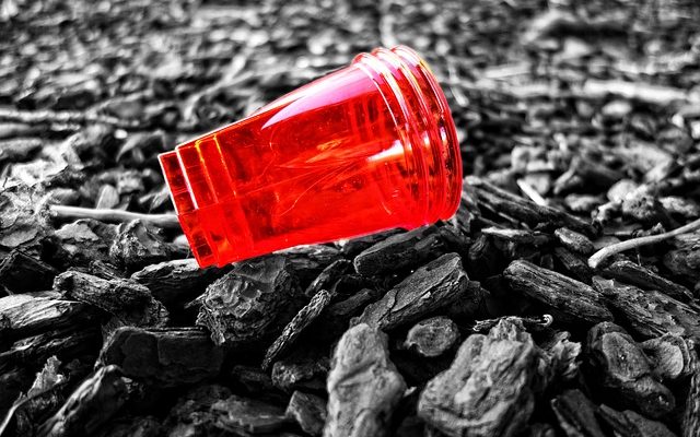 Comment câbler un bouton-poussoir électrique en marche et arrêt.