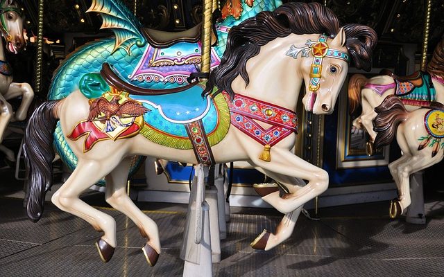 Comment faire un carrousel de jouets