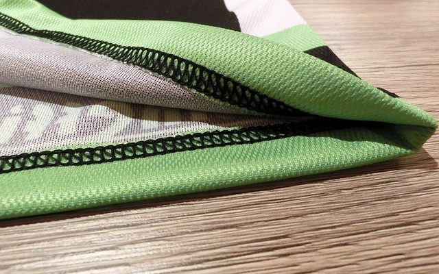 Comment enlever les rides du tissu polyester
