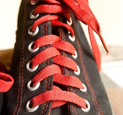 Comment faire de la dentelle chaussures formelles