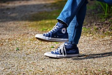 Comment comparer la pointure des chaussures pour enfants à la pointure des chaussures pour femmes.