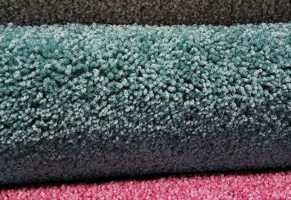 Comment teindre un tapis de moquette