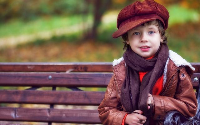 Comment attacher une pochette de porte-bébé à partir d'un foulard