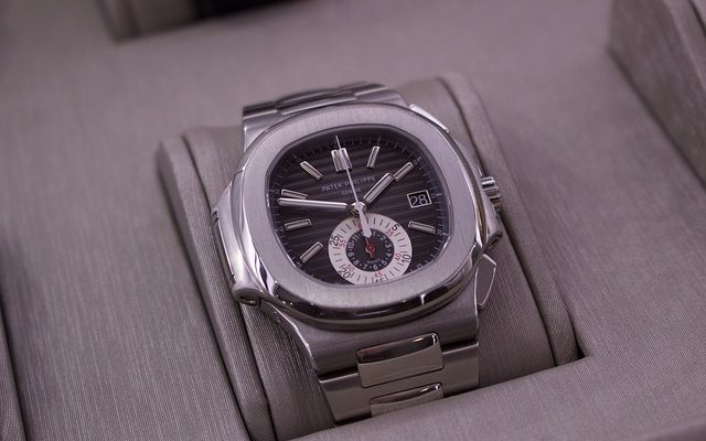 Comment repérer un faux Patek Philippe