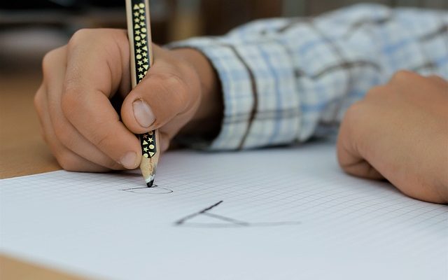 Organismes caritatifs pour les enfants qui aident à mettre fin au travail des enfants.