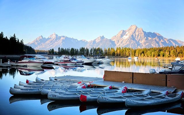 Casiers de rangement pour kayak faits maison