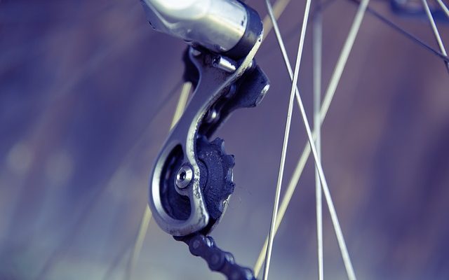 Comment changer de vitesse sur un vélo de route Shimano Ultegra Road.