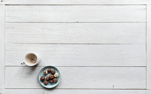 Comment faire des chocolats fourrés avec Fondant