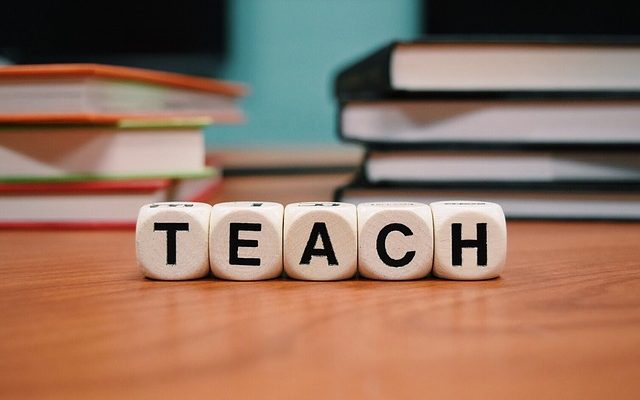 Objectifs de curriculum vitae pour les aides-enseignants