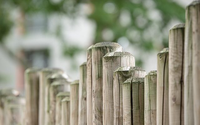 Comment construire une clôture autoportante