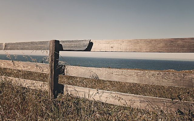 Comment enlever la clôture d'un voisin de ma propriété