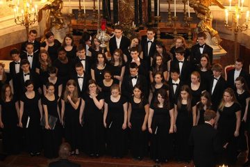 Comment enseigner aux adultes d'une chorale à chanter leurs parties.