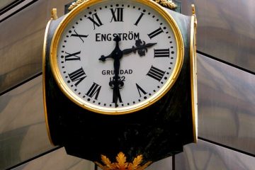 Comment changer la date et l'heure d'une montre Rolex Oyster Perpetual Watch ?