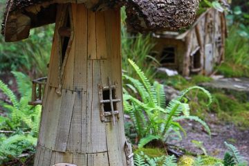 Comment construire un modèle de maison miniature avec du bois