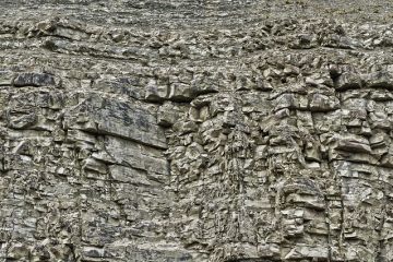 Comment nettoyer la tartre de chaux accumulée dans une théière