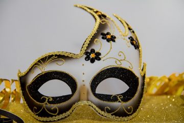 Comment s'habiller pour une fête masquée