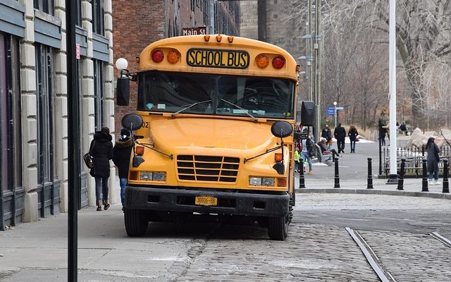 Comment faire un bus en carton