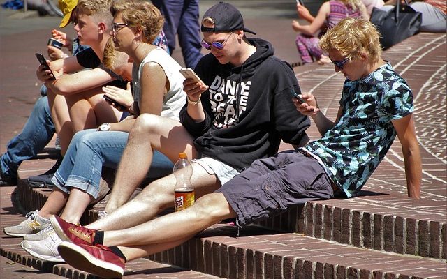 Les inconvénients des téléphones portables dans les écoles