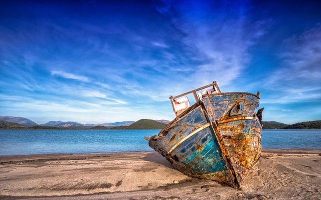 Comment fabriquer un bateau-jouet automoteur