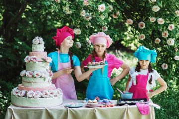 Comment faire un gâteau de mariage fait maison en soie de soie floral topper