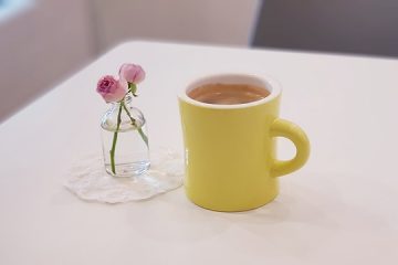 Comment faire un café au lait à la maison sans machine à café