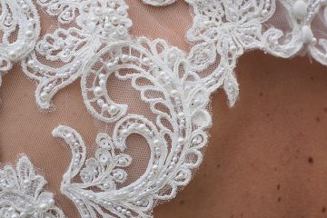 Comment ourleter le tissu de dentelle