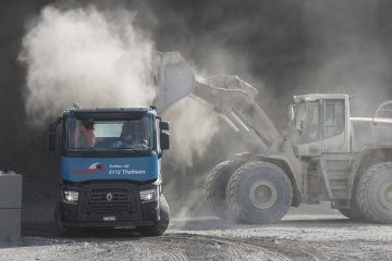 Comment puis-je réinitialiser un voyant Mini Cooper à faible consommation d'air dans les pneus sur un ordinateur de bord ?