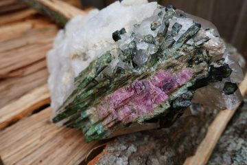 Comment se forme la tourmaline ?