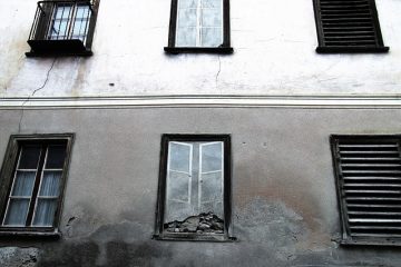 Comment enlever les taches de vin des verres à vin