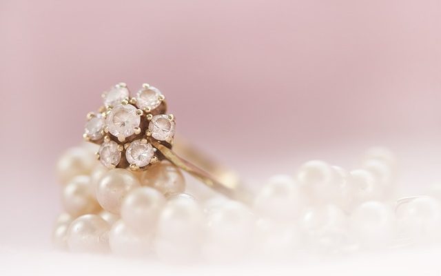 Comment réparer les bijoux en perles ?