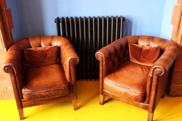 Conseils sur le nettoyage des canapés et chaises en cuir.