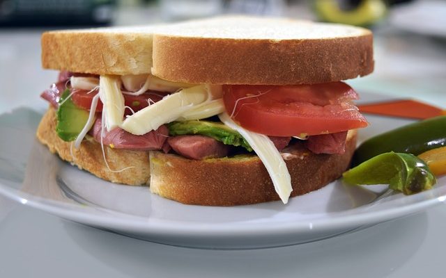 Différents styles de décoration de sandwichs