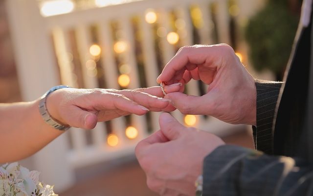 Cadeaux catholiques pour un 50e anniversaire de mariage