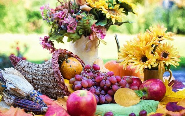 Comment décorer une table pour une fête d'anniversaire