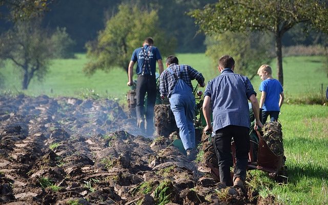 Comment installer les entretoises à ressorts hélicoïdaux