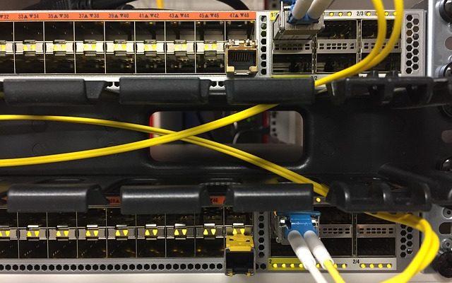 Comment connecter un routeur à un commutateur Ethernet