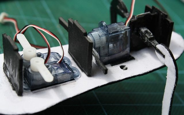 Comment fabriquer un robot à partir d'une boîte à chaussures