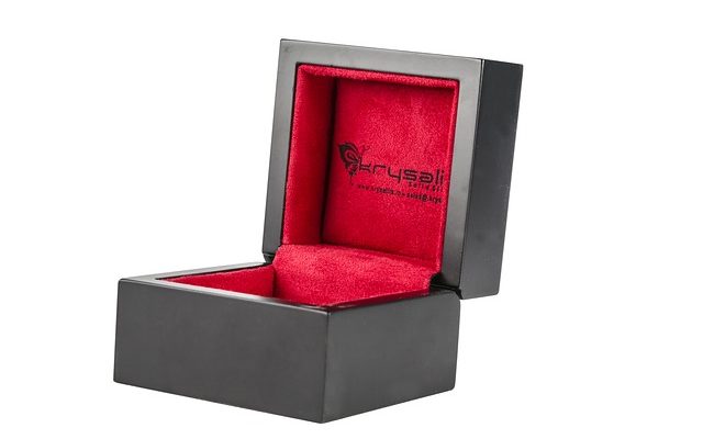 Comment fabriquer vos propres boîtes pour les faveurs de mariage