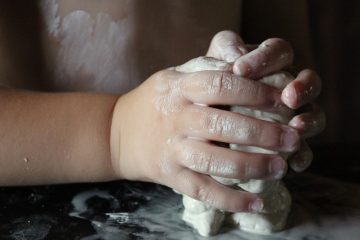 Comment faire de la poterie maison avec les enfants