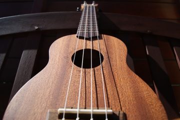 Comment installer un système de prise de son de guitare acoustique