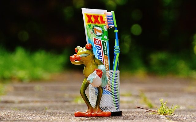 Comment réparer les poupées biscuits ?