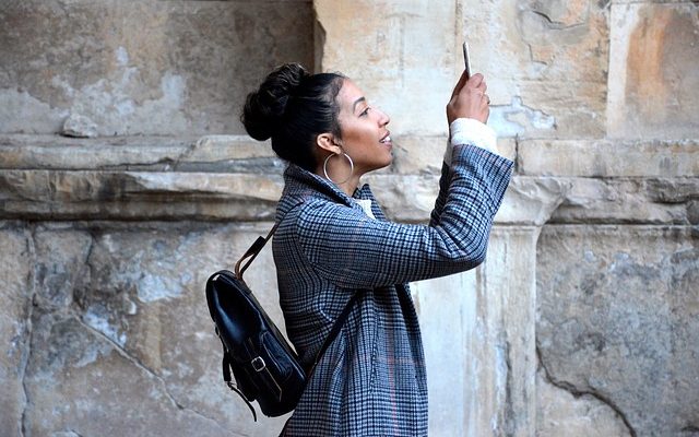 Comment câbler une prise téléphonique murale