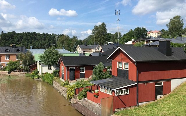 Comment faire pour trouver les dossiers de propriété des propriétaires précédents de maisons.