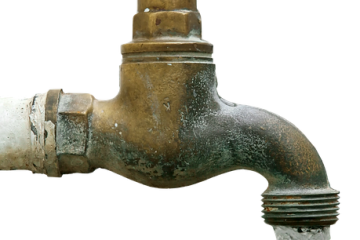 Comment nettoyer les robinets en laiton antique