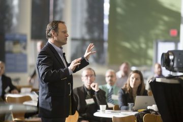 Pourquoi les haut-parleurs pour PC émettent un son de ronronnement ?