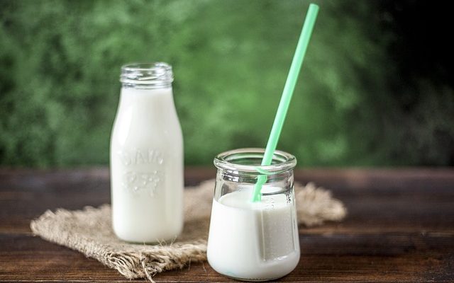 Substituts pour la crème fouettée et le lait évaporé.